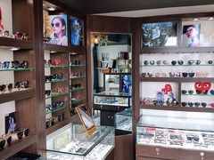 -视野联行眼镜蔡司·依视路官方授权店(顺城店)