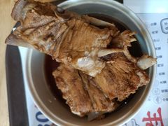 -万和春排骨砂锅米饭(新业广场店)