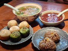 -鑫震源·苏式大虾生煎(山塘街店)