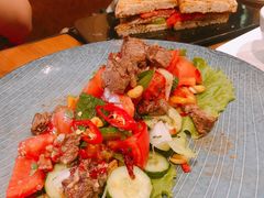 甜辣牛肉沙拉-Moka Bros 摩卡站(嘉华店)