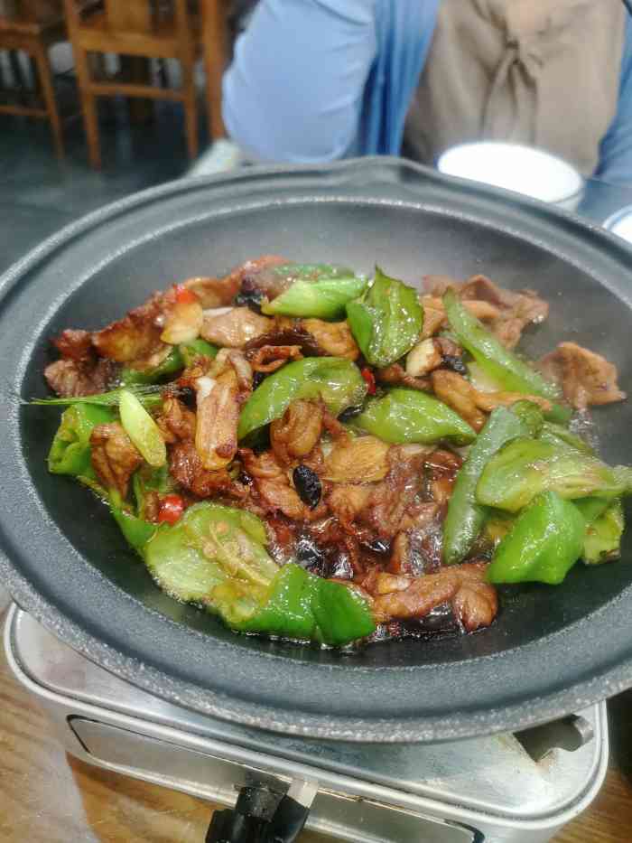 百姓百味民间土菜-"我们舞蹈队和合唱团第一次强强联手取得圆满.