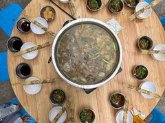 -黑竹沟新场牛肉火锅