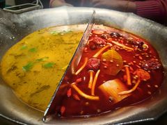 -湊湊火锅·茶憩(南京东路悦荟店)