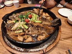 -老板恋上鱼(恒隆广场店)