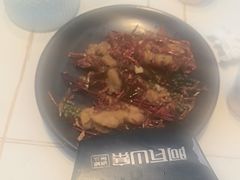 -阿瓦山寨·湘菜现炒·剁椒鱼头王(咸阳总店)