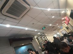 等位区-武圣羊汤·西北面(朝阳门店)