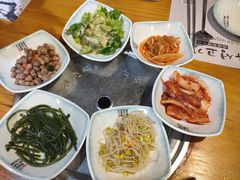 -唯成•韩国炭火烤肉 유성고기