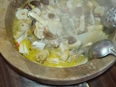 -抚仙湖野生菌石锅鱼(腾冲总店)