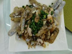 -渔中舟海鲜大排档(普陀沈家门店)