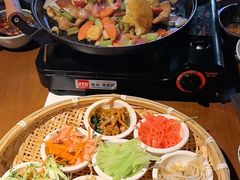 -包整·丝娃娃(一览甲秀楼风景店)