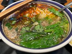 -云阿蛮云南生烫牛肉米线(奉贤路店)