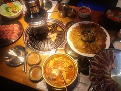 -老炉家木炭烤肉(长江国际店)