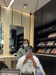 -HAIR CORNER