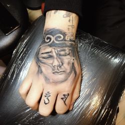 -晓乙刺青TATTOO