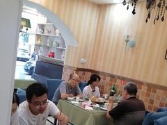 -桃子餐厅·天津菜(王顶堤总店)