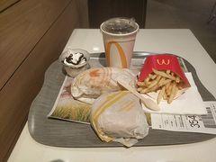 -麦当劳(仙林亚东城得来速店)