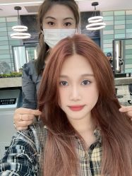 -AKOZO Beauty Salon