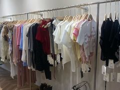 -眷顾自助服装工作室(中南金石国际广场A座店)