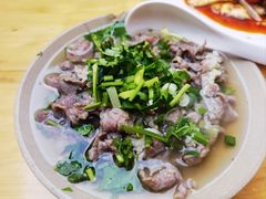 -大众跷脚牛肉馆·非遗传承单位(峨眉山店)