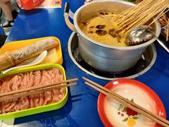 -马路边边麻辣烫联盟路店