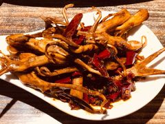 -嗨辣小聚·盘锦河蟹·海鲜烧烤龙虾(盘锦十年好店)