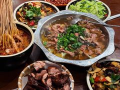 -谢老五跷脚牛肉·非遗传承店