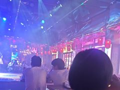 -喜鹊音乐酒馆(西街店)