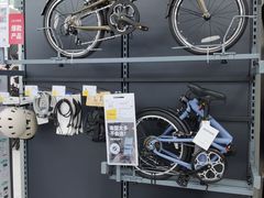 -迪卡侬(高新万达店)