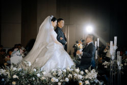 -LOVE SHINE婚纱·红鼎庄龙凤褂·妈妈装定制