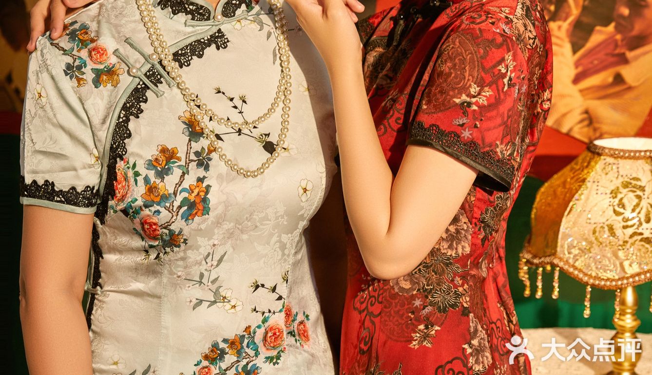 旗袍复古母女👩🏻‍👧🏻写真📸