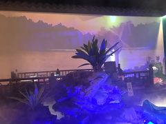 -佬麻雀·新湘菜(珠海金发购物中心店)
