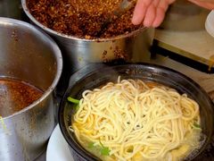 -小街曹师傅砂锅麻辣烫(亚泰大街店)