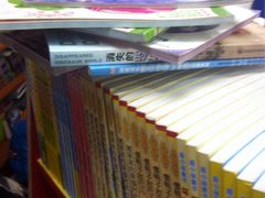 -新华书店(龙湖路店)