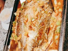 -里岛烤鱼(东港凯虹广场店)