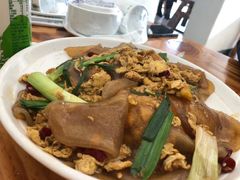 鹅蛋粉皮-枣庄辣子鸡(辽阳西路店)