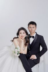 -都市丽人婚纱摄影