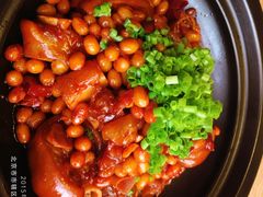 黄豆猪手-马仕玖煲·融合菜·酥不腻烤鸭(人大店)
