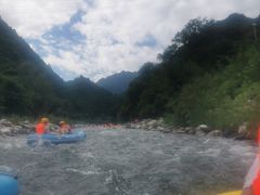 -秦岭峡谷漂流景区