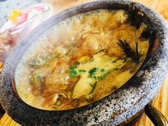 白洋淀石锅嘎鱼-小放牛炒菜馆(军校店)