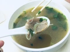 -黄阿姨锅贴大王(万航渡路店)