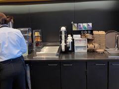 -星巴克臻选(华堂·新辰汇店)