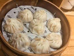 -馋三尺蟹粉小笼(人民广场店)