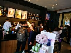 -星巴克臻选(莘庄仲盛店)
