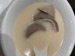 -煲宫猪肚鸡(昆山金鹰国际购物中心店)