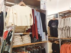 -优衣库(广州天河领展广场店)