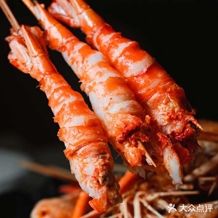 广州探店 | 全新“海鲜市场”，青龙虾只要￥99/只！