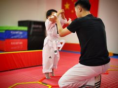 -adidas壹跆运动馆(世纪经贸大厦店)