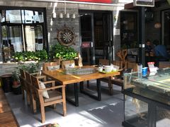 -苹果树下艺术餐厅(宋庄店)