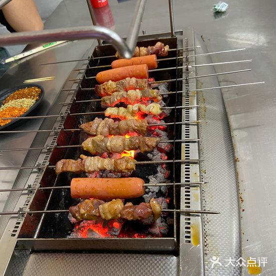 朝聚源安氏延边烤肉串(福发路木水花店)