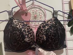 -Victoria's Secret(杭州湖滨银泰in77店)